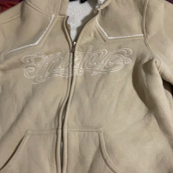 HURLEY GEAR - Picture 2 of 3